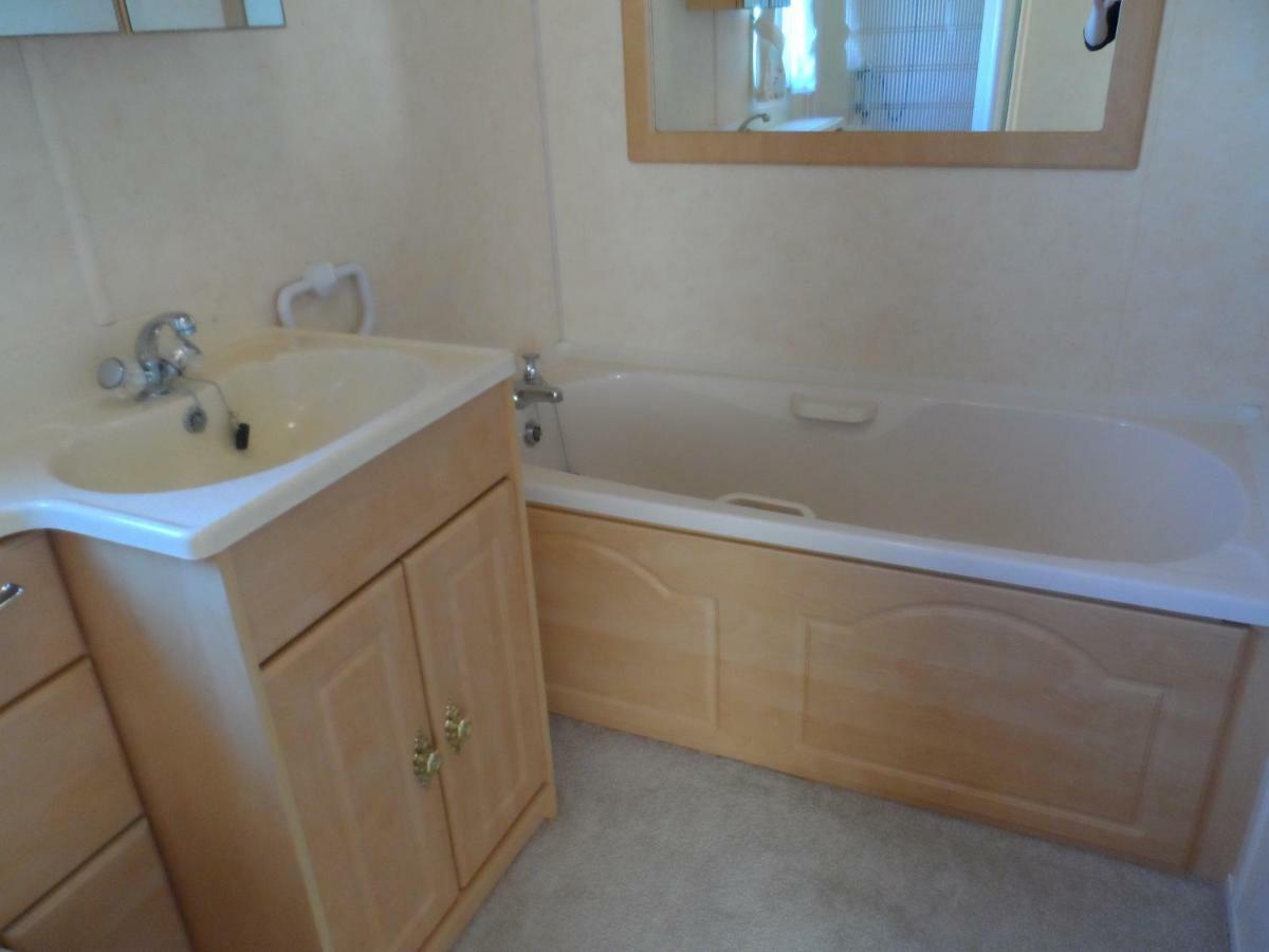 Luxury Mobile Home Near Perranporth Situated On A Quiet Farm Truro Exterior photo